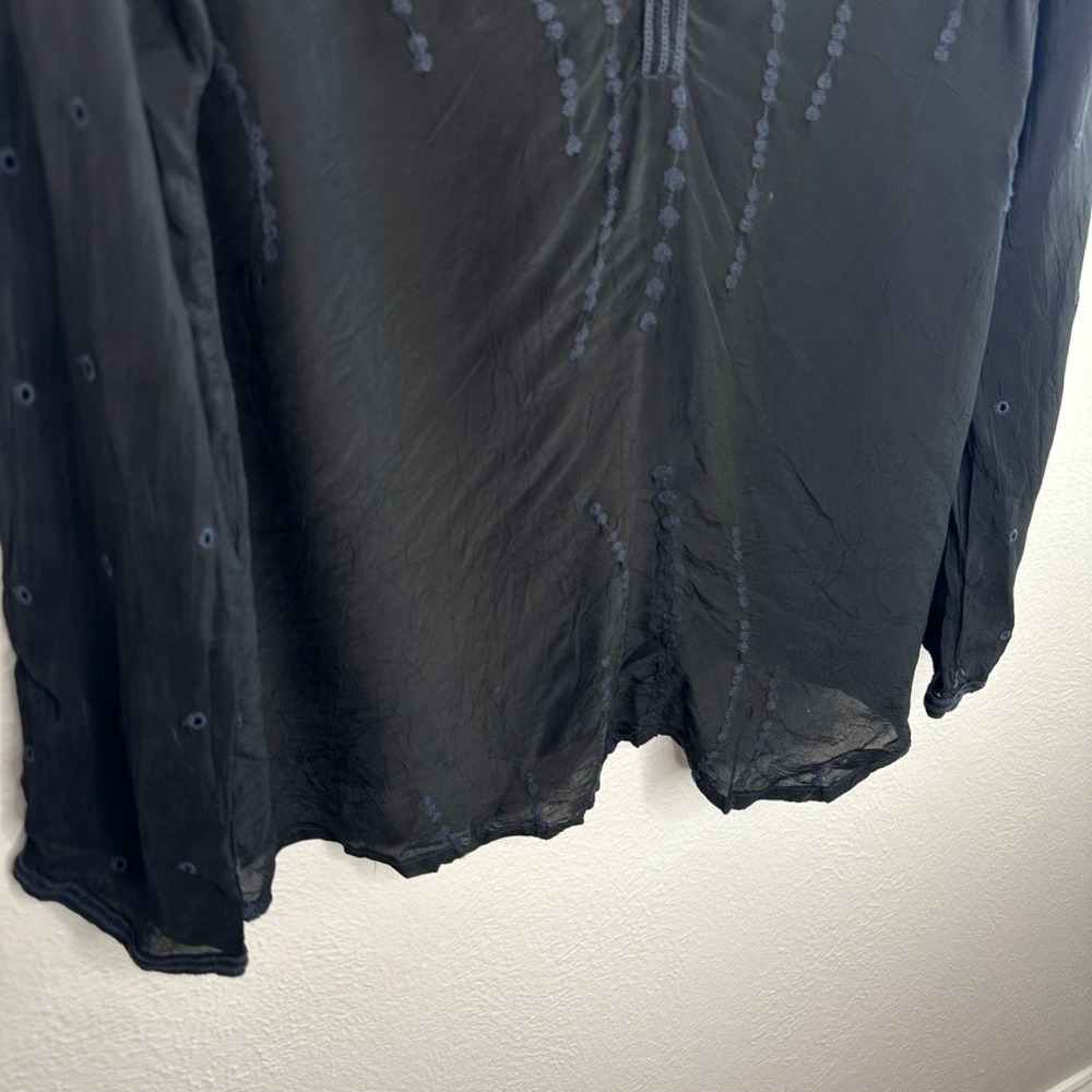 Johnny Was Black Embroidered Cupra Rayon Tunic Blouse V-Neck Medium Boho Top - Picture 5 of 8